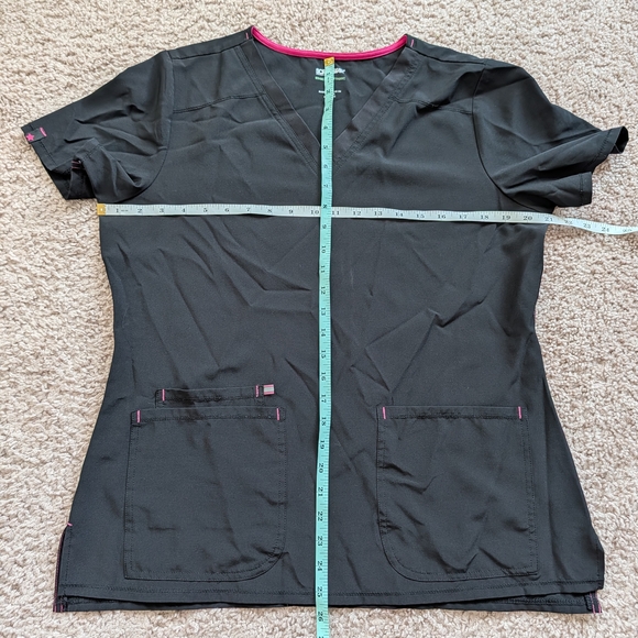 Scrubstar Black V Neck Short Sleeve V-Neck Scrub Top Size Medium - Picture 12 of 15